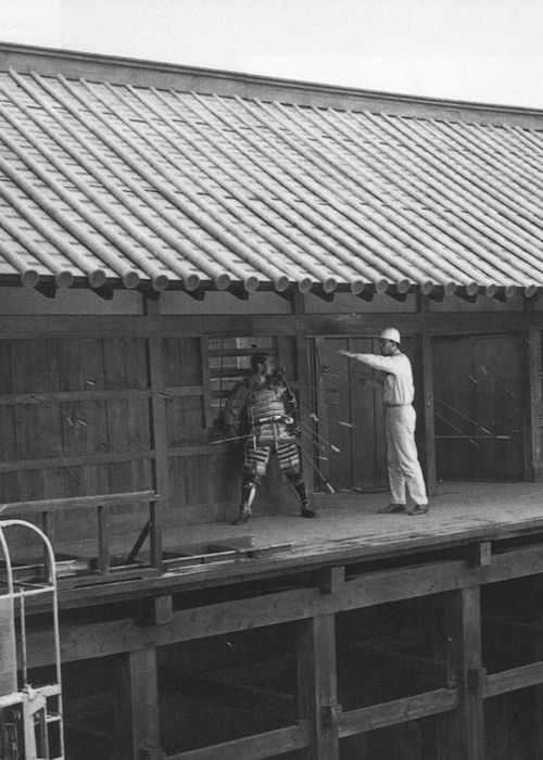 hậu trường cảnh bắt tên trong throne of blood hậu trường cảnh bắt tên trong throne of blood